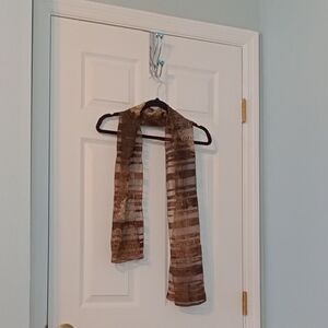 Elegant Brown Striped Scarf